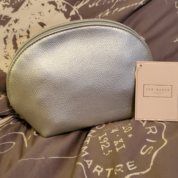 Ted baker makeup bag - Picture 2 of 4